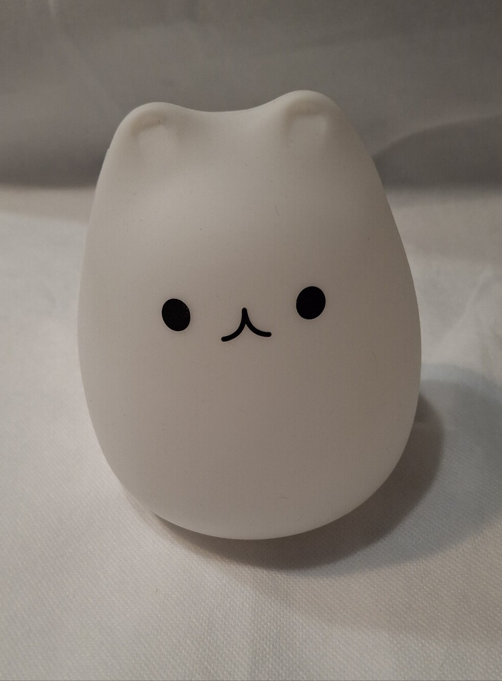 White Cute Cat Night Light - Soft Silicone Decorative Lamp- Minimalist Face